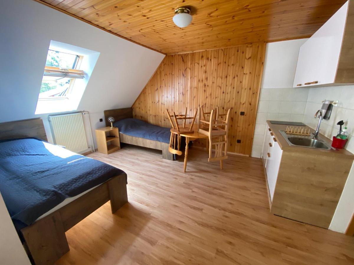 Encijan Apartments Log pod Mangartom Dış mekan fotoğraf