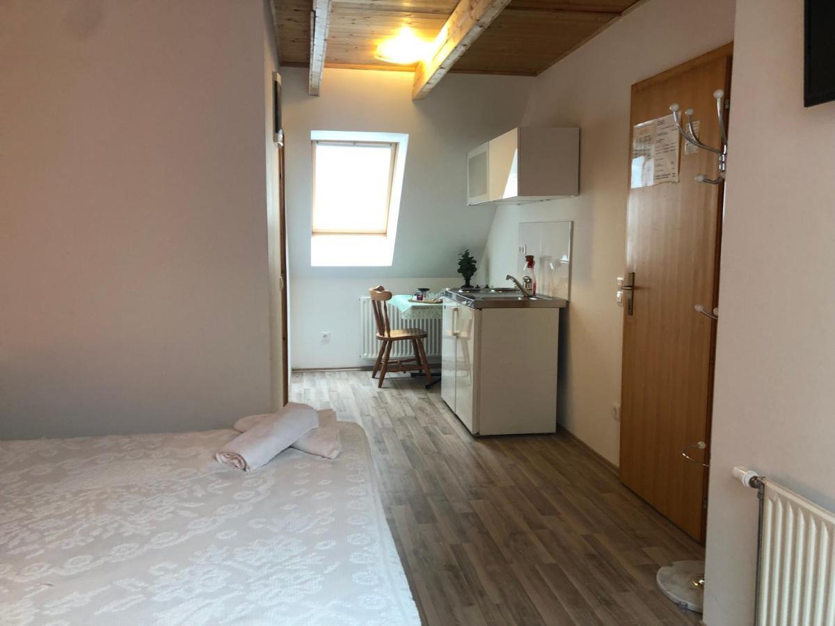 Encijan Apartments Log pod Mangartom Dış mekan fotoğraf